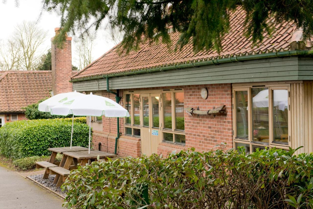 Yha Sherwood Forest Edwinstowe Exterior photo